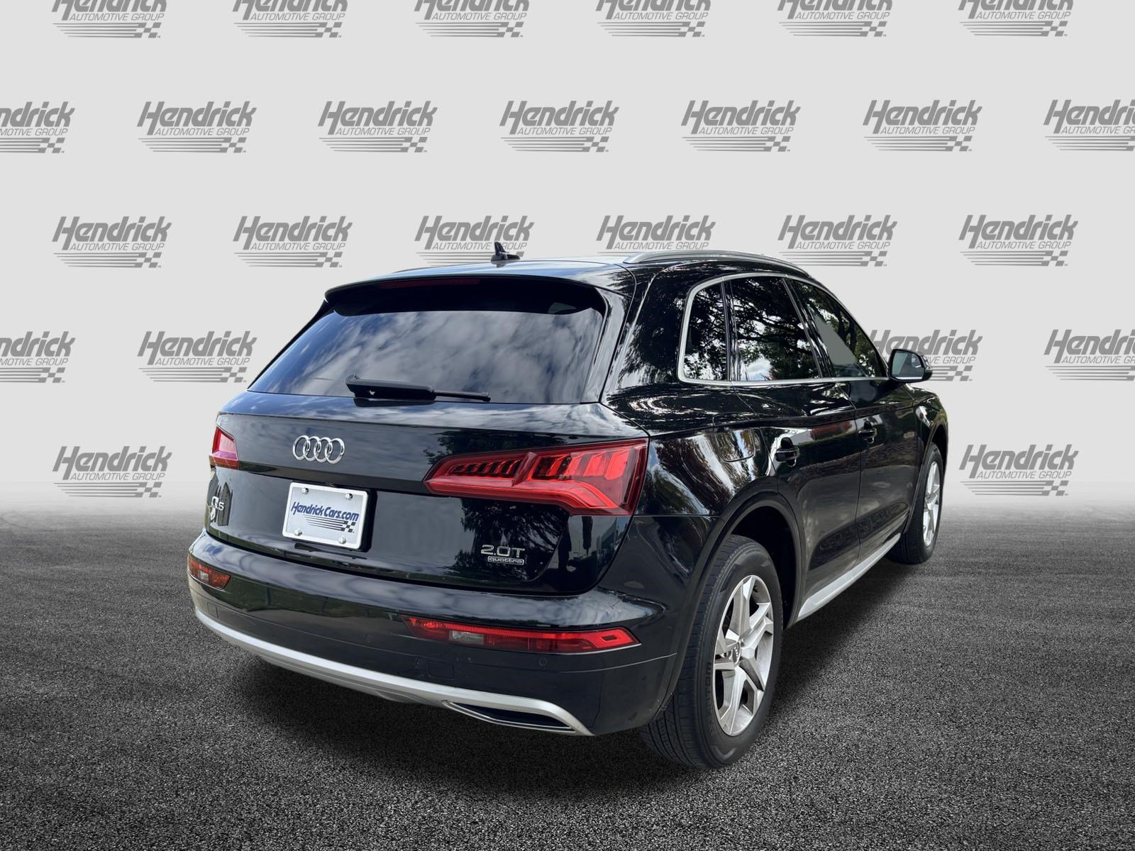Used 2018 Audi Q5 2.0T Premium Plus w/ Premium Plus Package AWD/4WD image 10