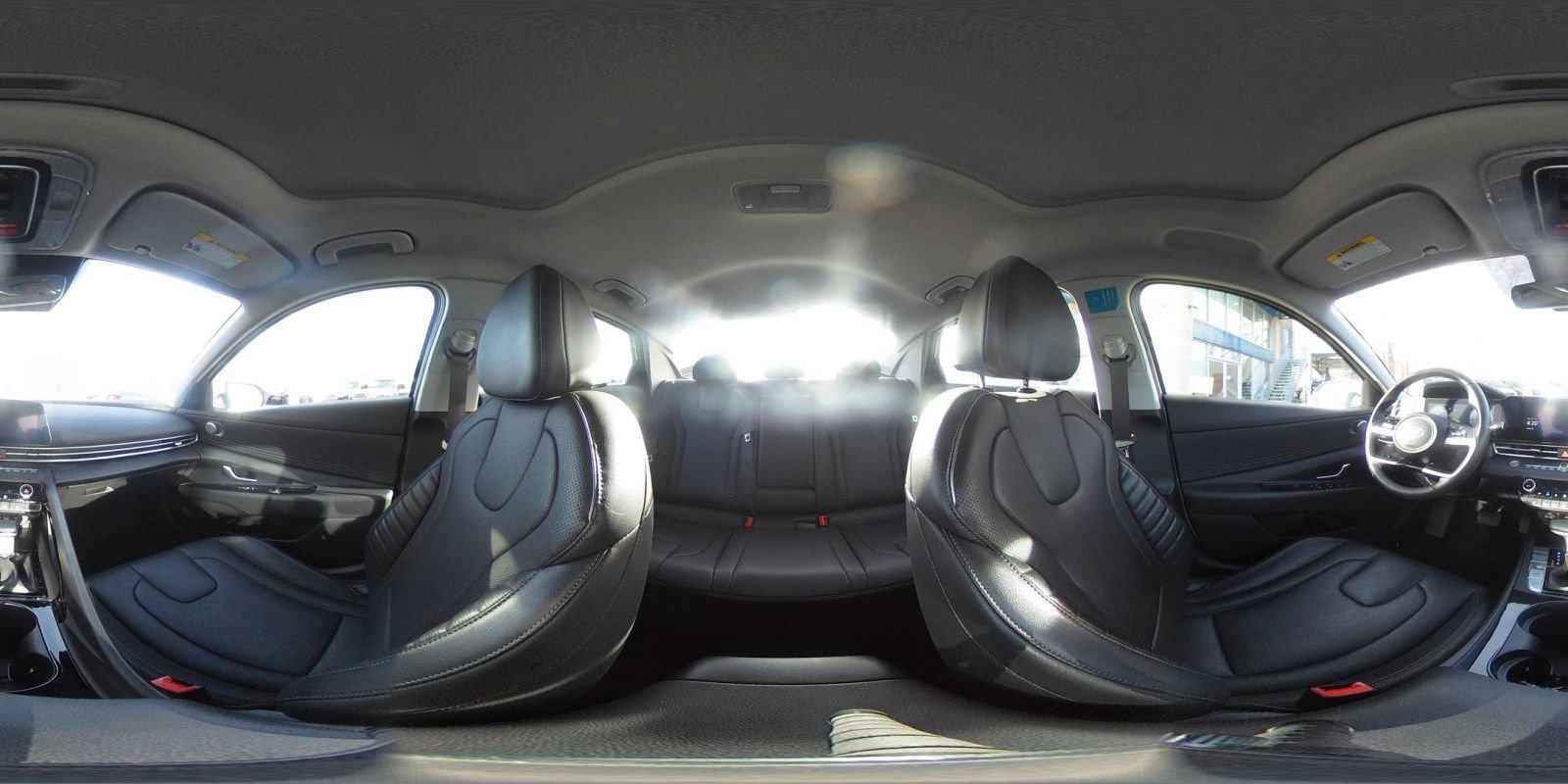 Used 2025 Hyundai Elantra Limited image 44