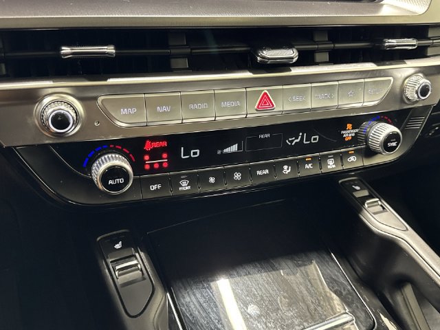 Used 2025 Kia Telluride S FWD image 22