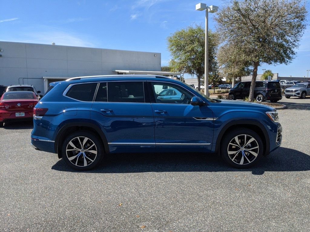 New 2025 Volkswagen Atlas SEL Premium R-Line image 3