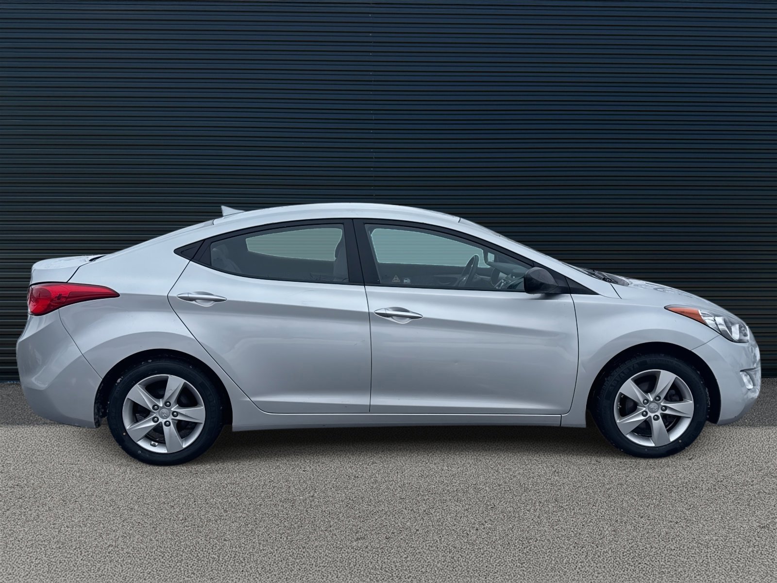 Used 2013 Hyundai Elantra GLS w/ Preferred Pkg image 4