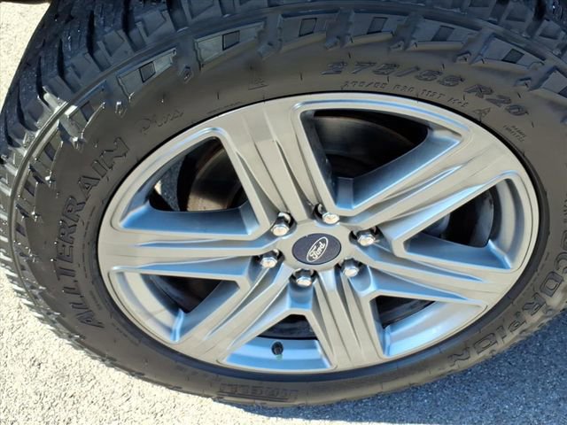 Certified 2019 Ford F150 XLT w/ Equipment Group 302A Luxury image 15