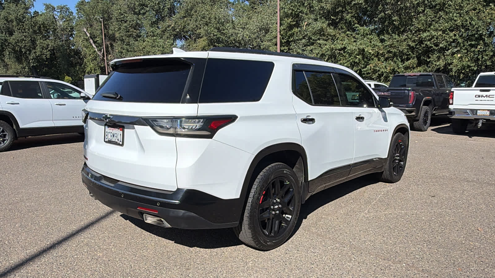 Used 2018 Chevrolet Traverse Premier w/ Redline Edition FWD image 5