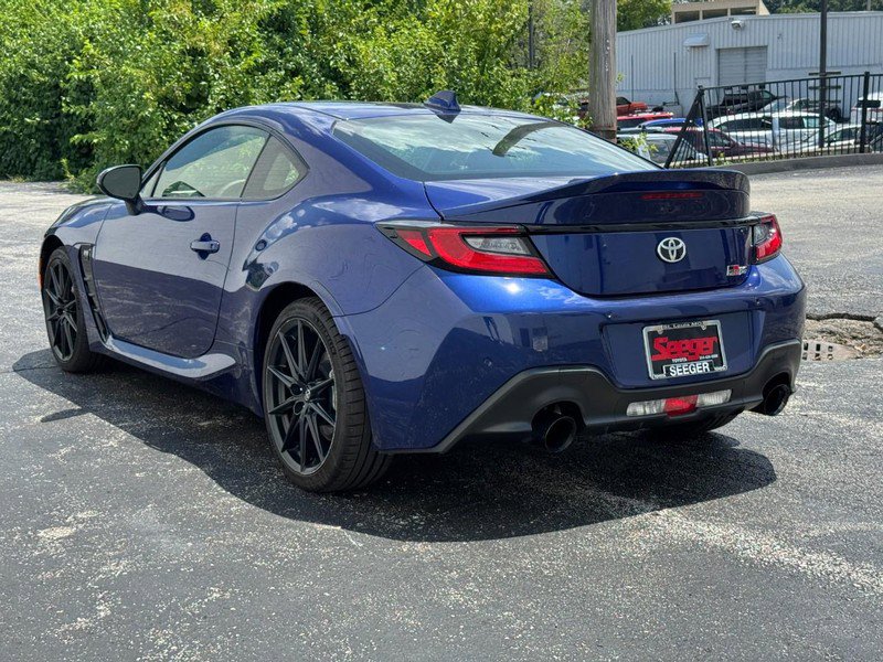 Certified 2023 Toyota GR86 Premium image 4