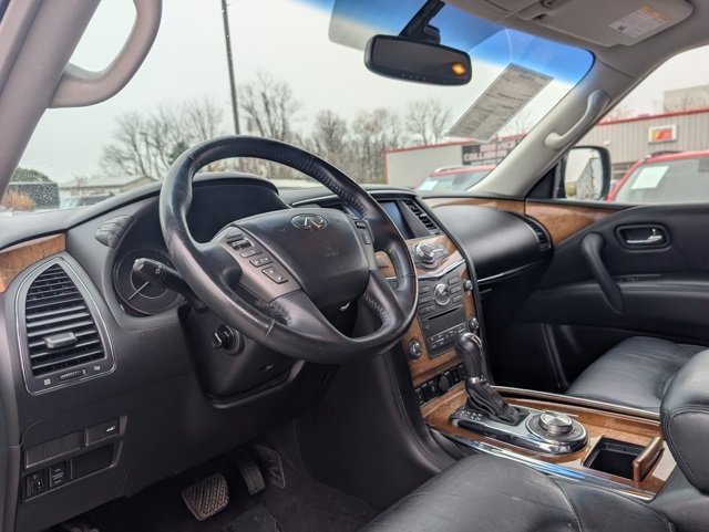 Used 2013 INFINITI QX56 4WD image 8