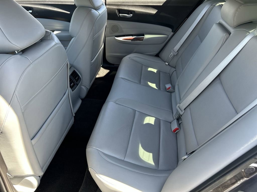 Used 2017 Acura TLX V6 w/ Technology Package image 26