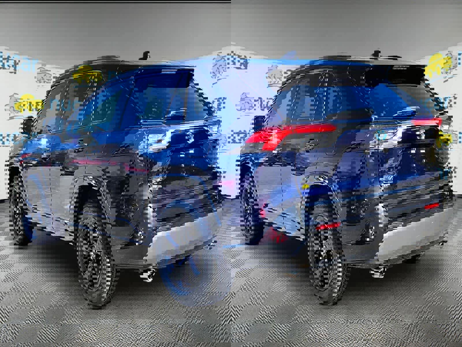 Used 2020 Toyota RAV4 XSE image 4