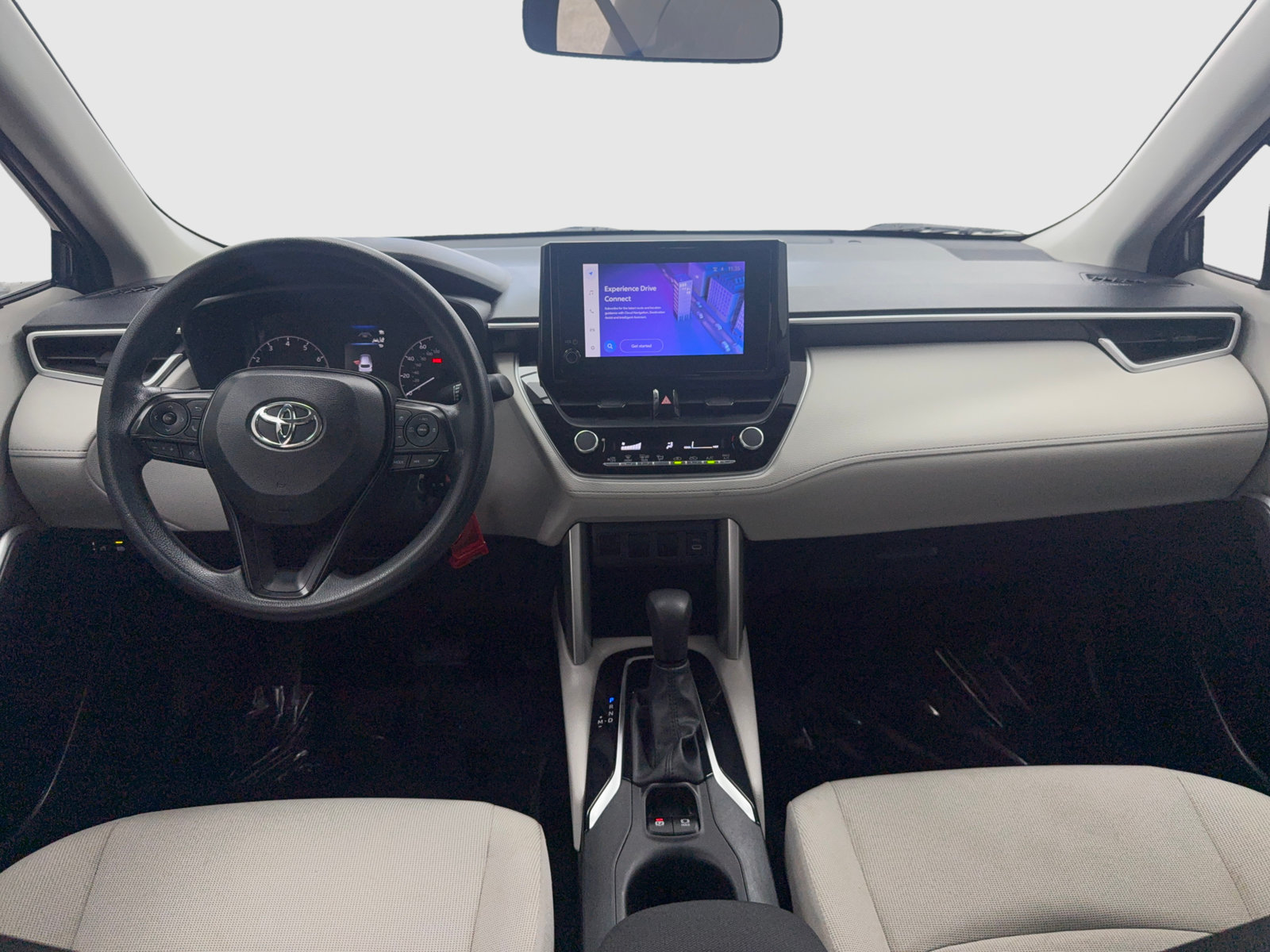 Used 2024 Toyota Corolla Cross L FWD image 47