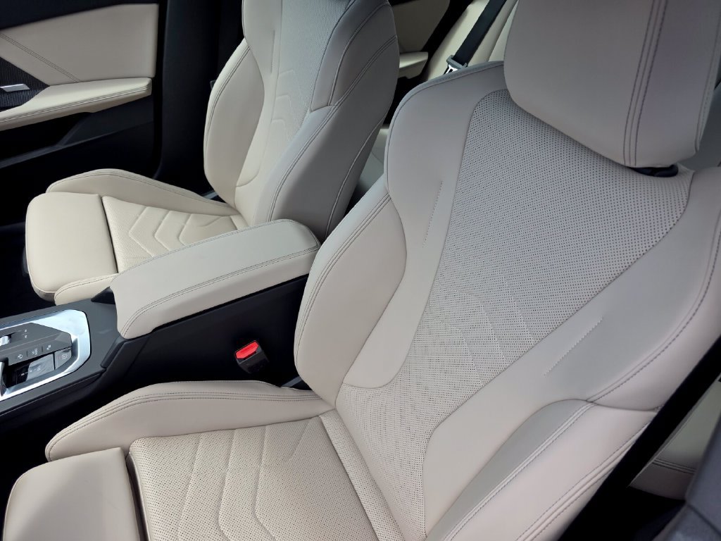 New 2026 BMW 228i w/ Technology Package FWD image 9