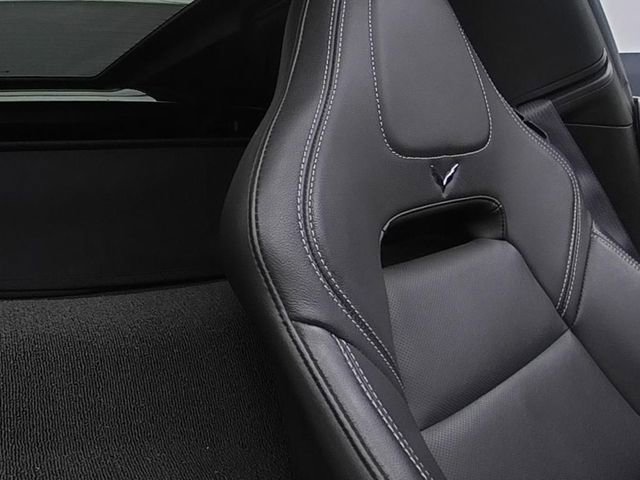 Used 2017 Chevrolet Corvette Stingray Coupe RWD image 23