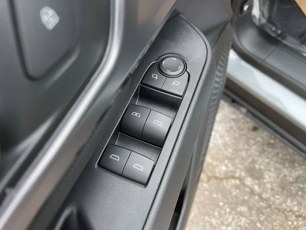 New 2026 Chevrolet Equinox EV RS image 10