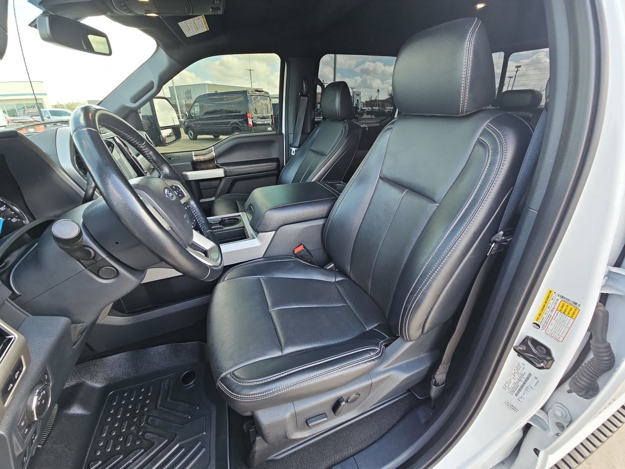 Used 2022 Ford F250 Lariat w/ Lariat Ultimate Package image 15