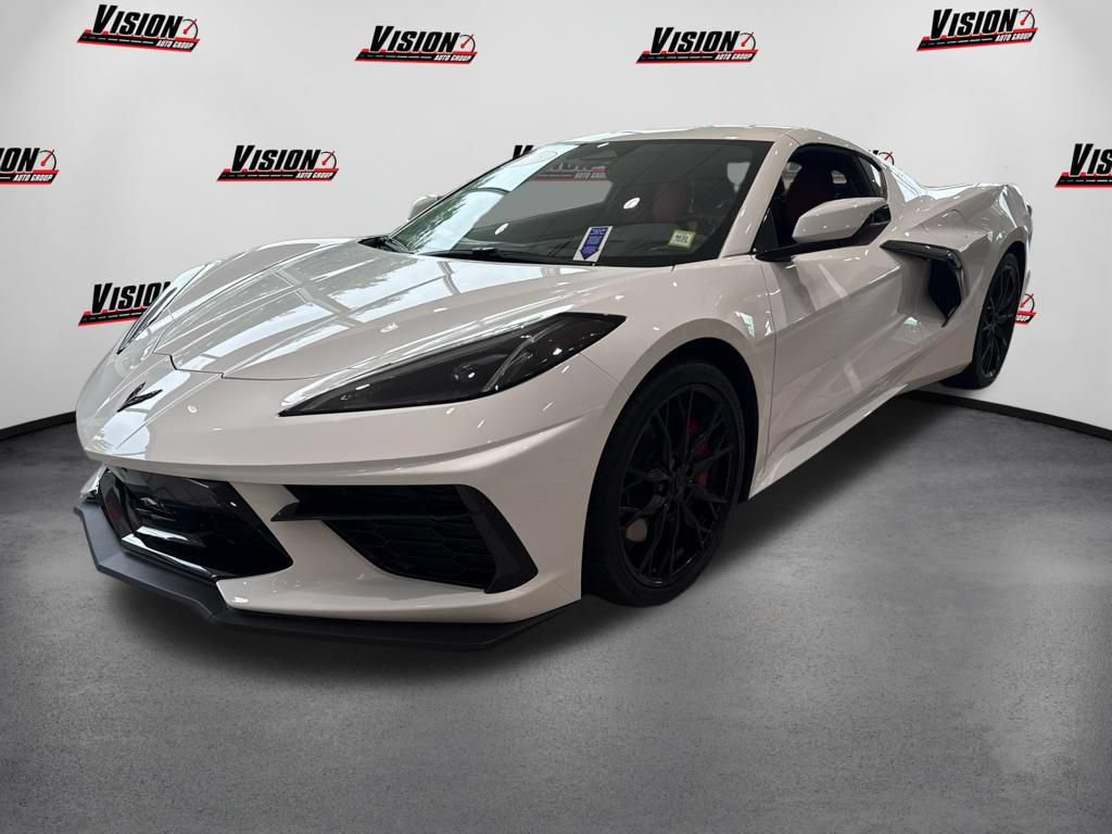 Used 2025 Chevrolet Corvette Stingray Preferred Cpe w/ Z51 Performance Package RWD image 1