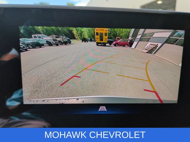 Used 2025 Chevrolet TrailBlazer LT w/ Convenience Package AWD/4WD image 14