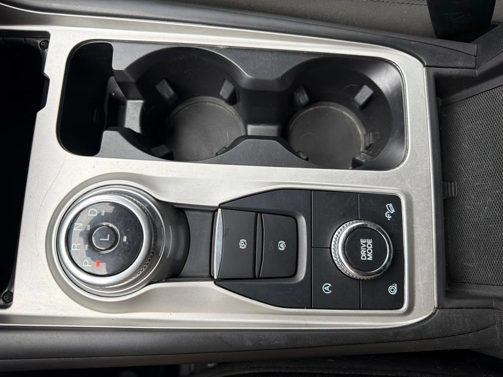Used 2023 Ford Explorer XLT AWD/4WD image 30