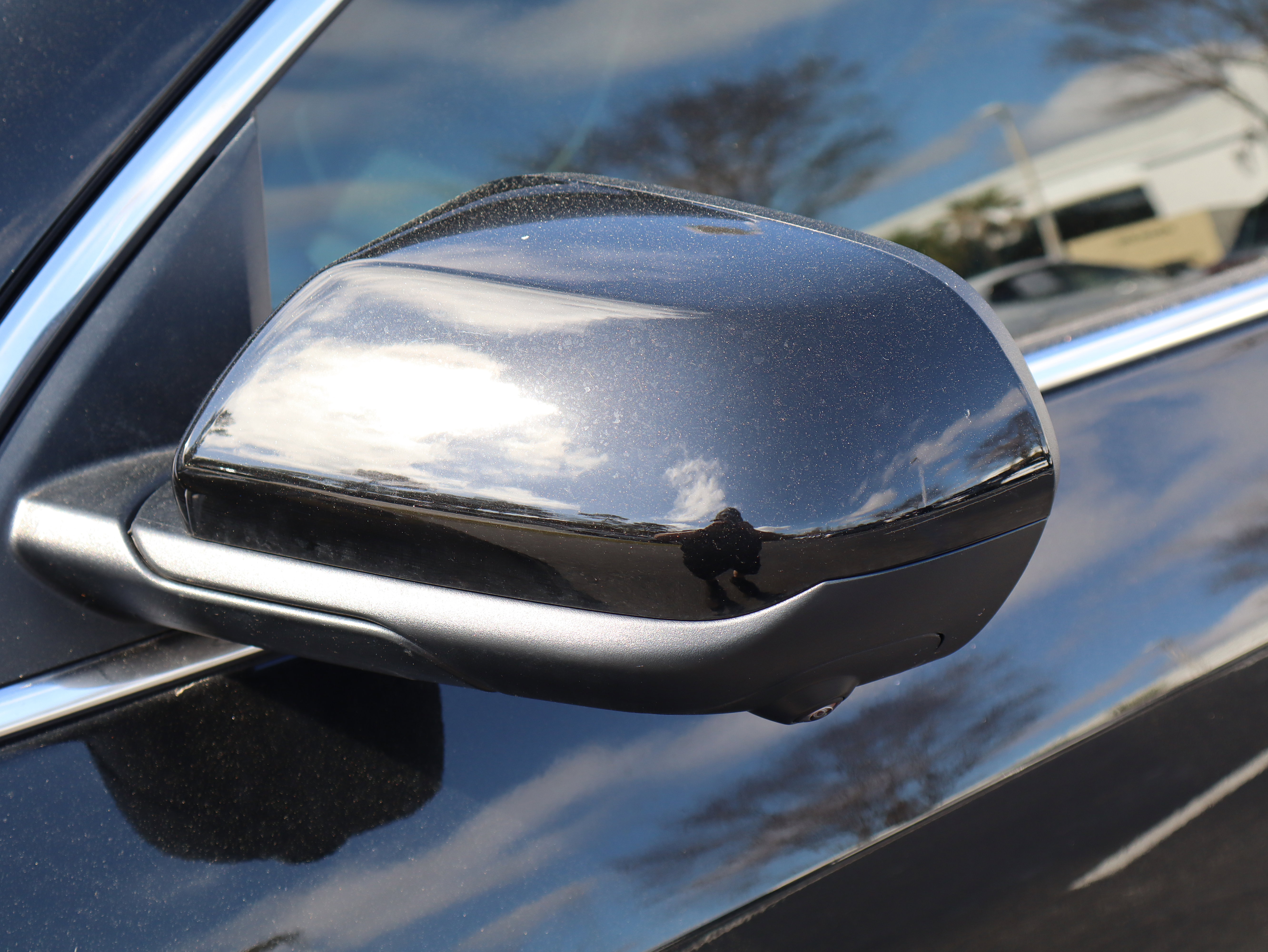 New 2026 GMC Terrain Denali w/ LPO, Floor Liner Package image 16