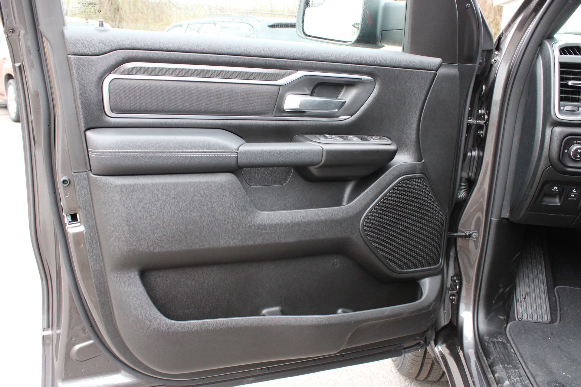 New 2026 RAM 1500 Big Horn w/ Night Edition AWD/4WD image 14