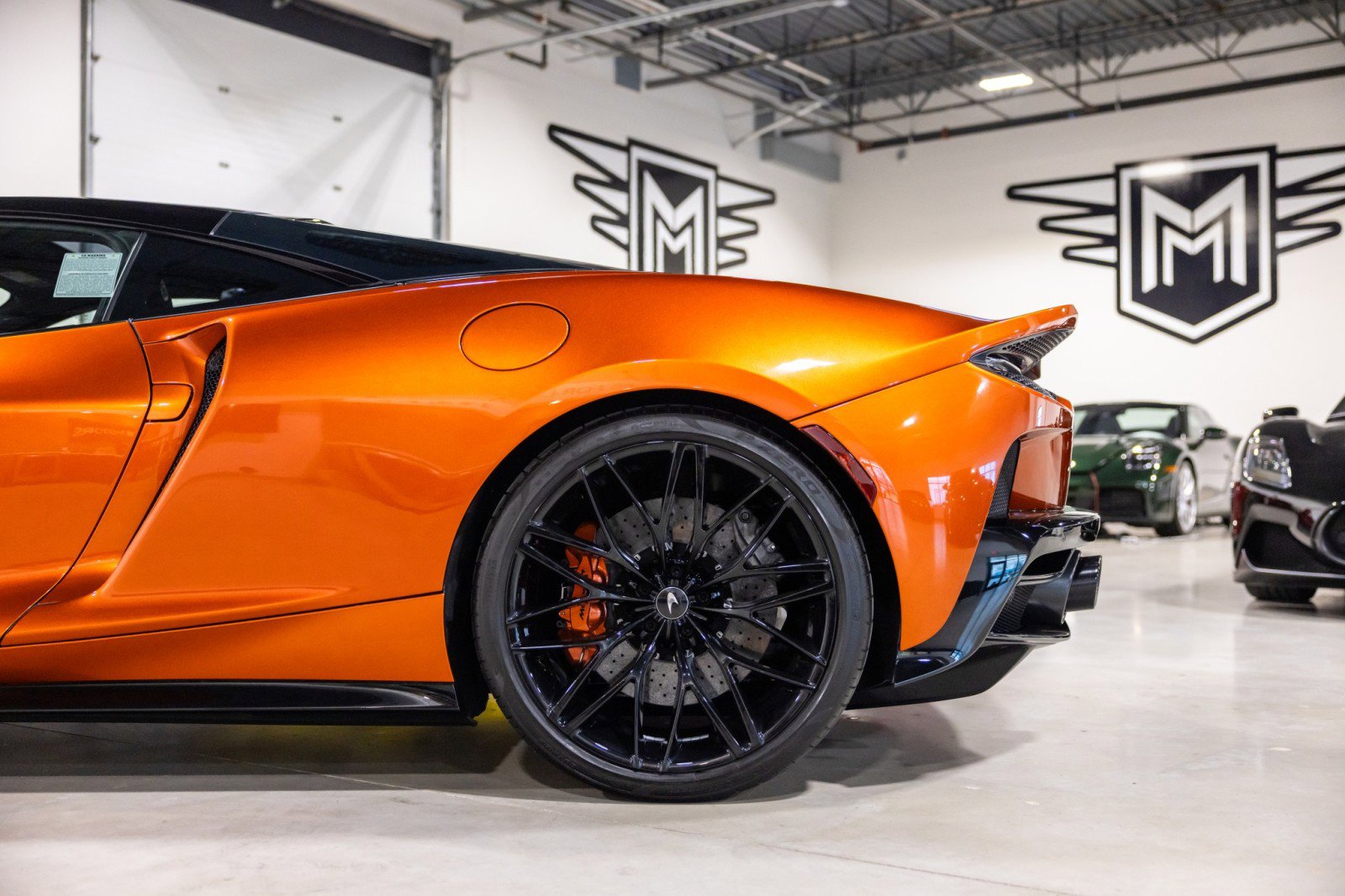 Used 2023 McLaren GT RWD image 16