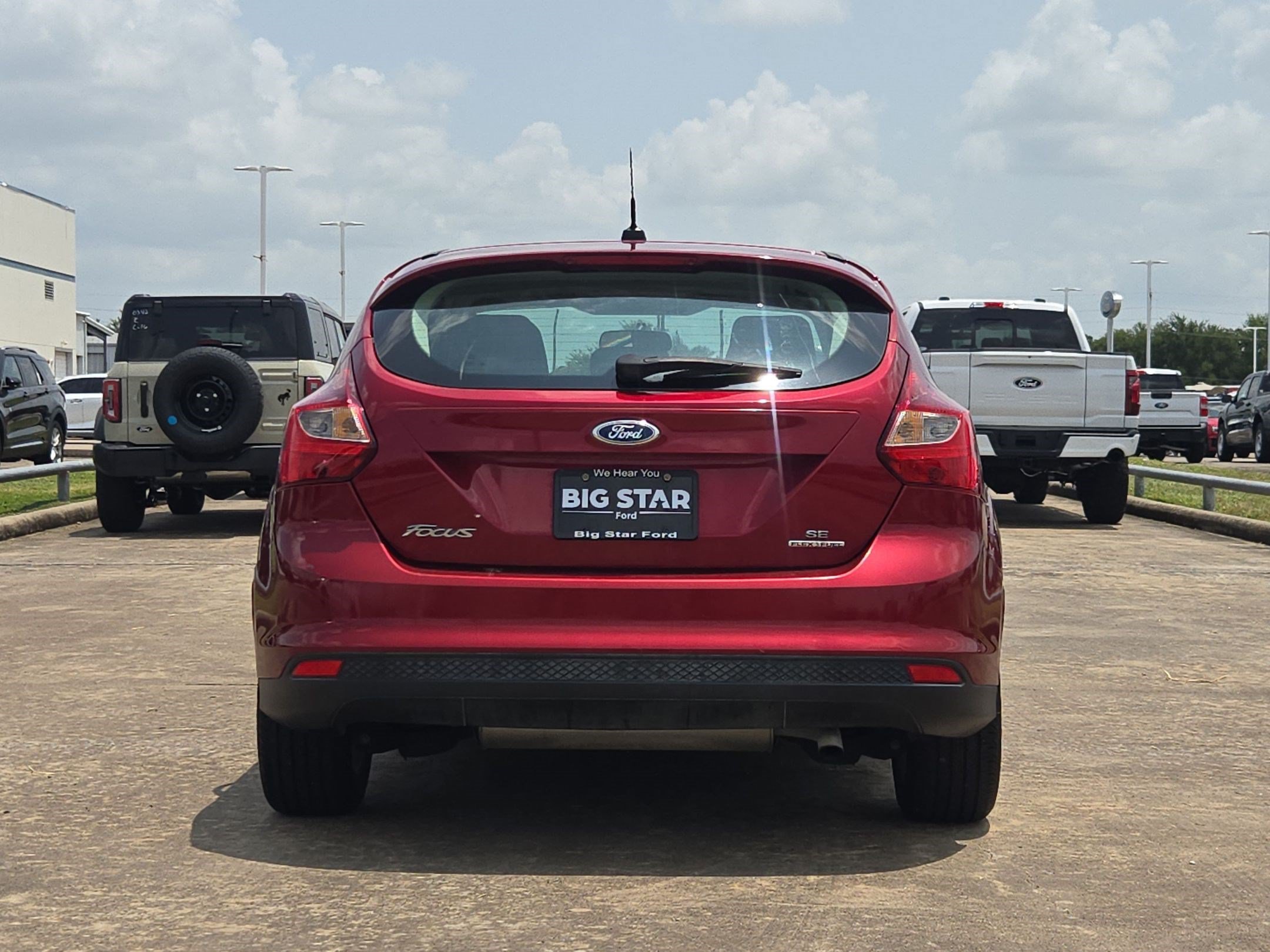 Used 2014 Ford Focus SE FWD image 5