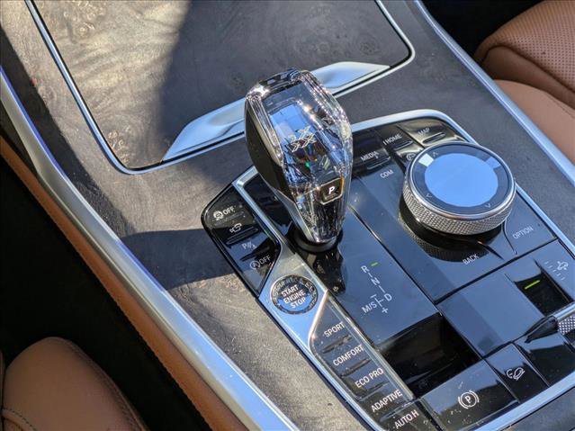 Used 2019 BMW X7 xDrive50i w/ Dynamic Handling Package image 12