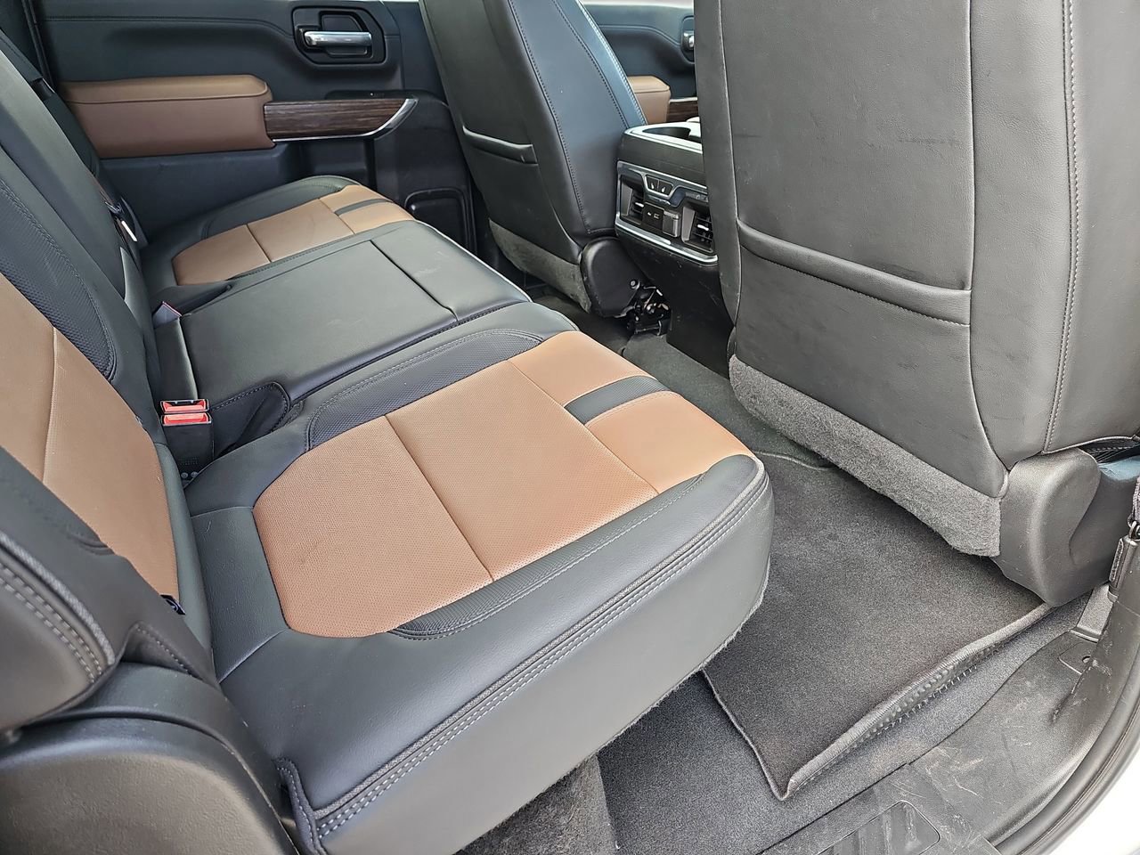 Used 2023 Chevrolet Silverado 3500 High Country w/ Technology Package image 14