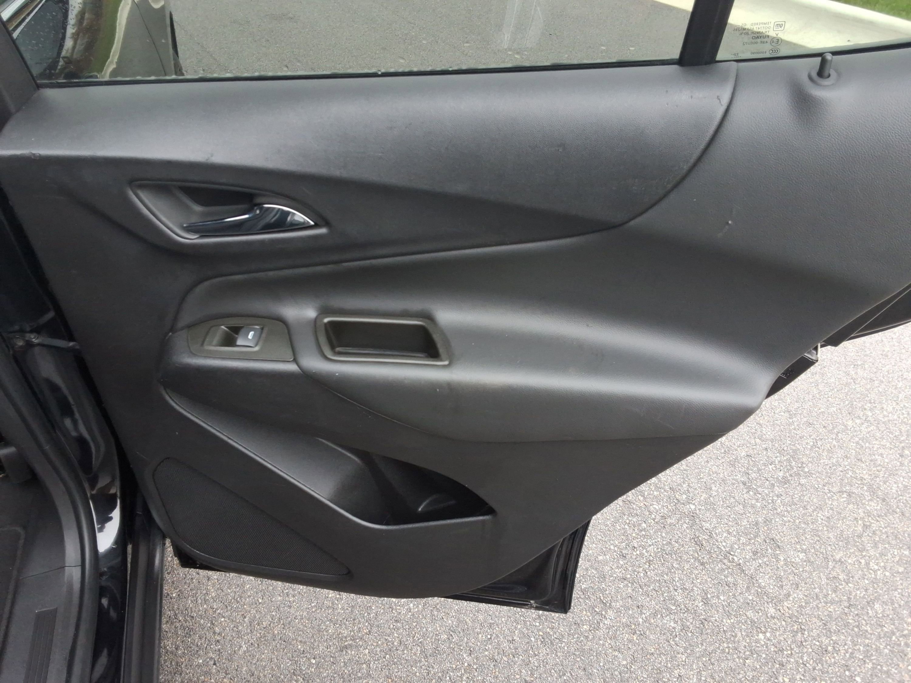 Used 2023 Chevrolet Equinox LT image 26