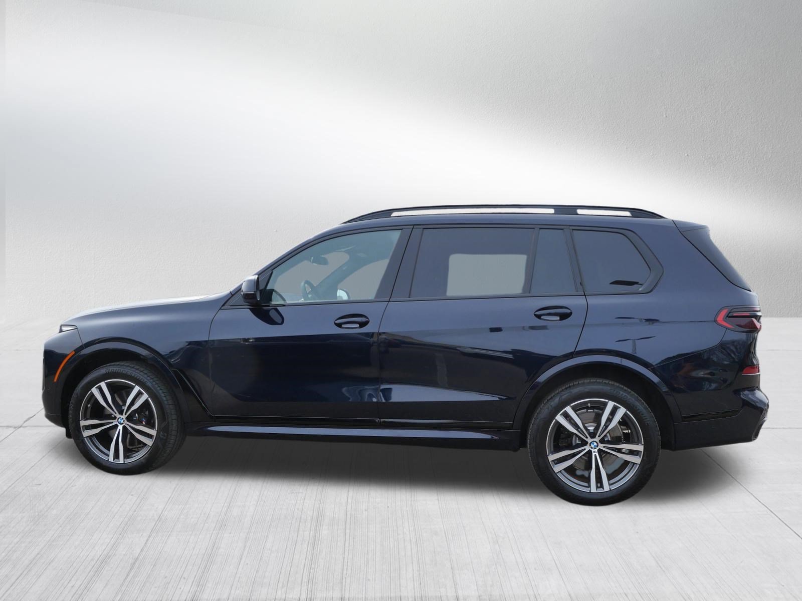 Used 2026 BMW X7 xDrive40i AWD/4WD image 2
