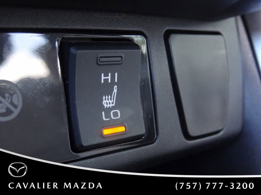 Used 2024 Toyota RAV4 XLE w/ Convenience Package AWD/4WD image 33