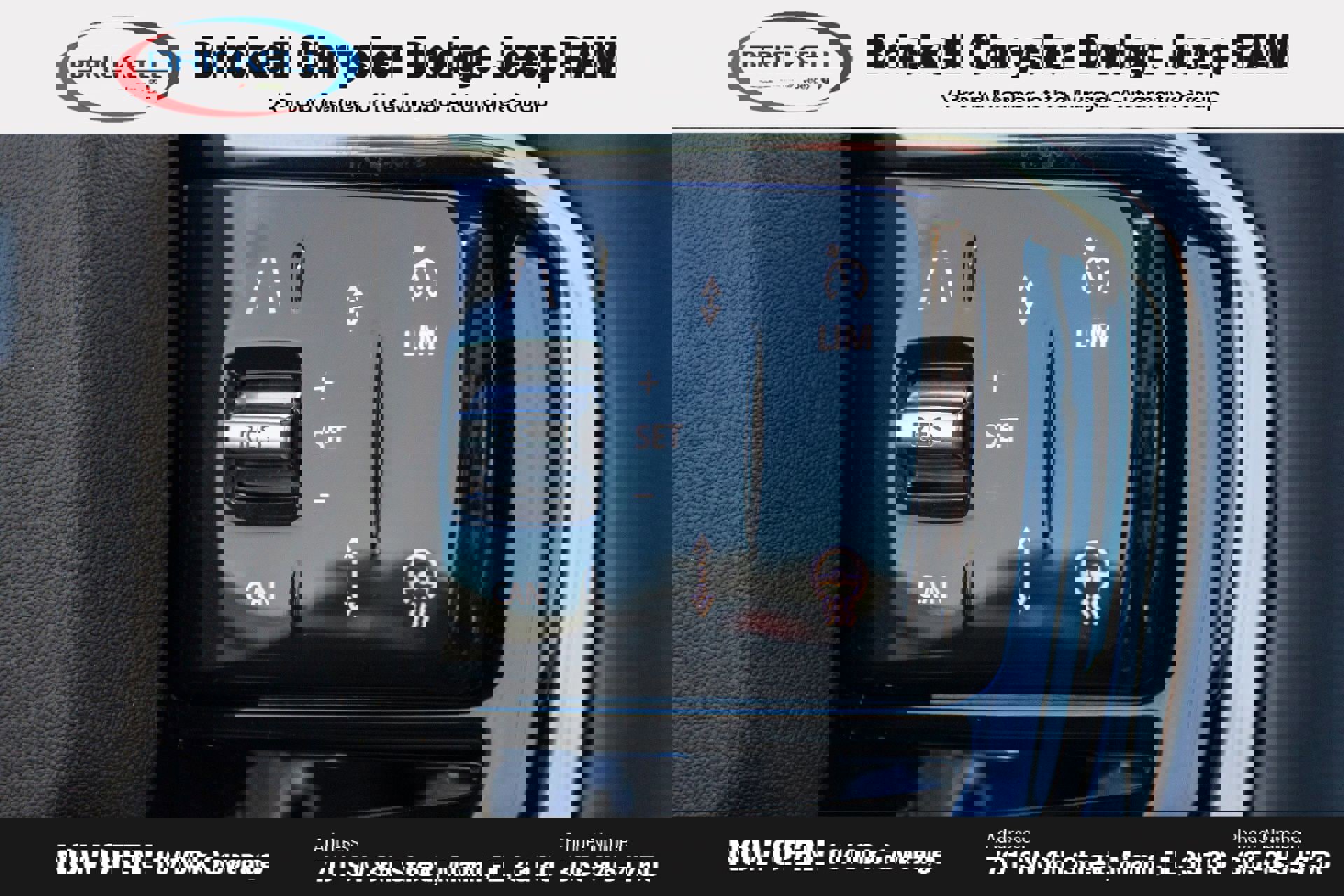 Used 2025 Land Rover Range Rover Evoque S AWD/4WD image 29