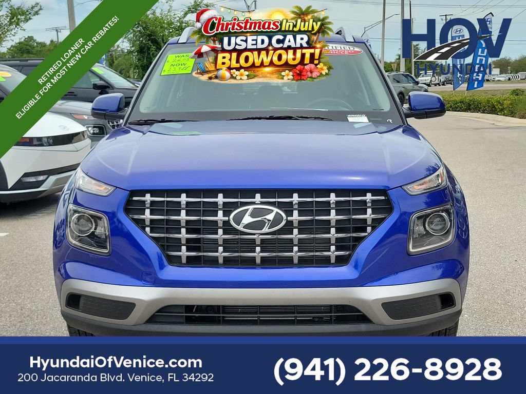 Certified 2026 Hyundai Venue SEL FWD image 3