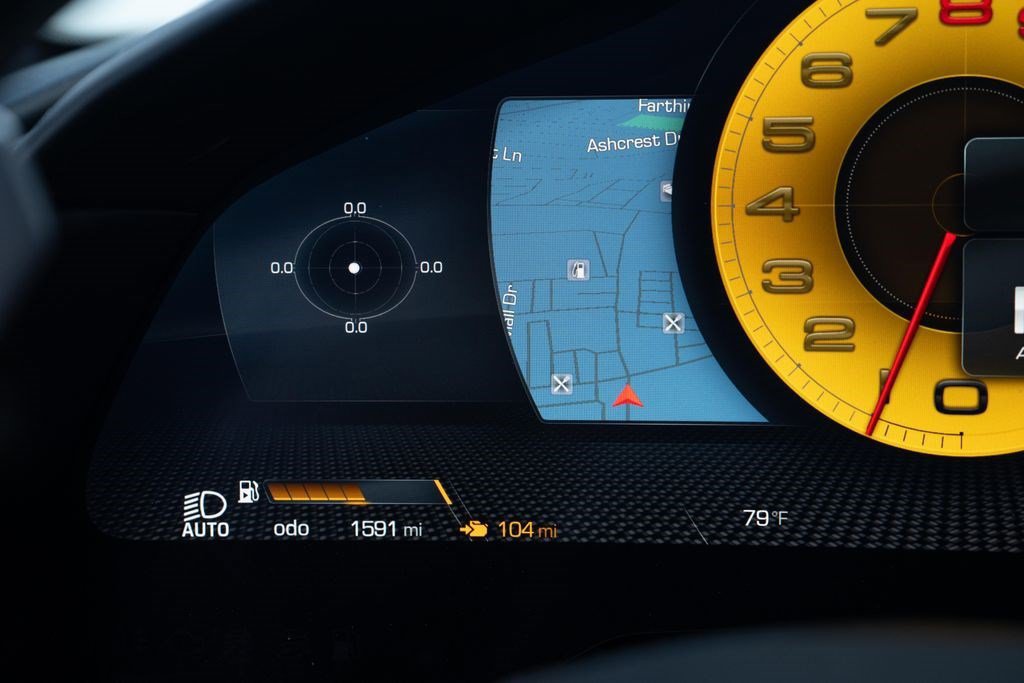 Used 2022 Ferrari Roma RWD image 37