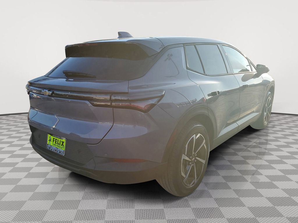 New 2026 Chevrolet Equinox EV LT image 3