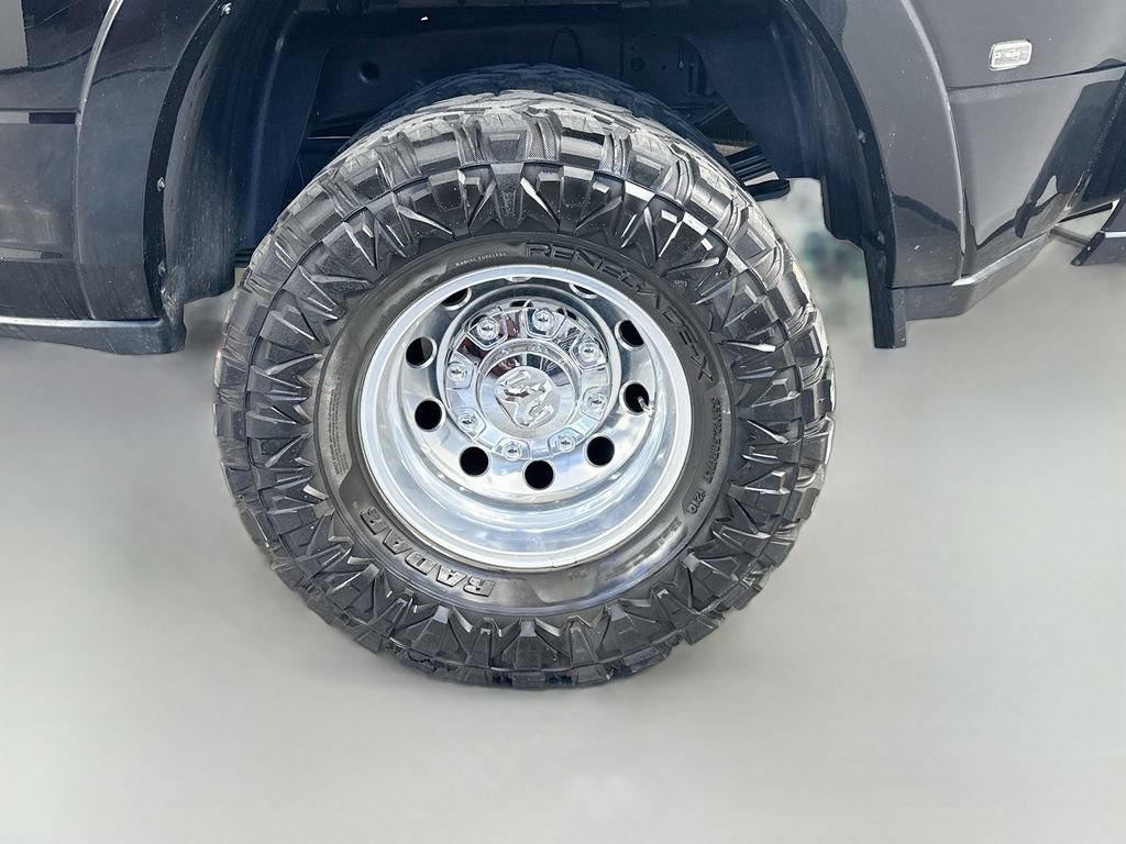 Used 2024 RAM 3500 Limited AWD/4WD image 33