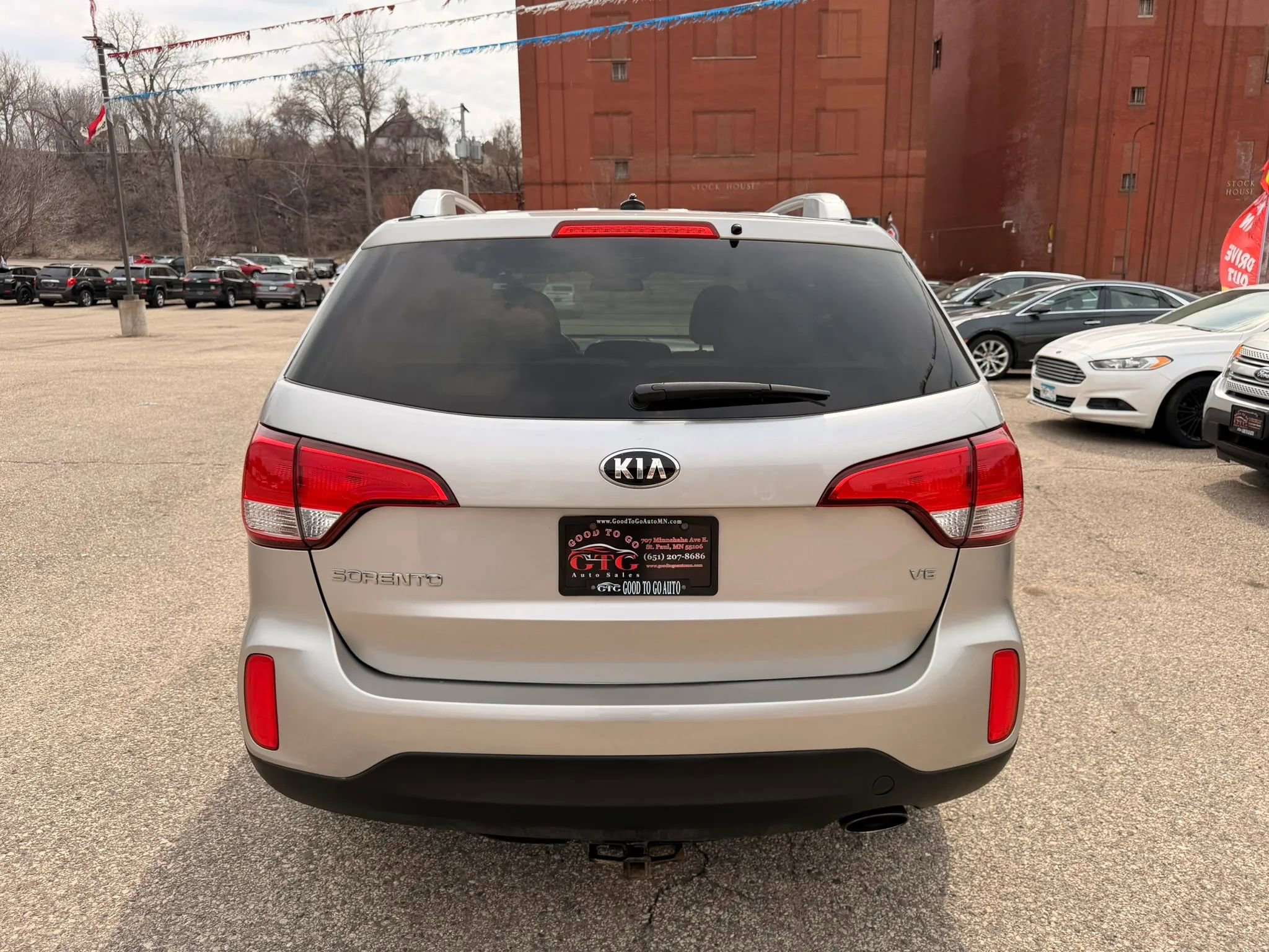 Used 2015 Kia Sorento LX image 4
