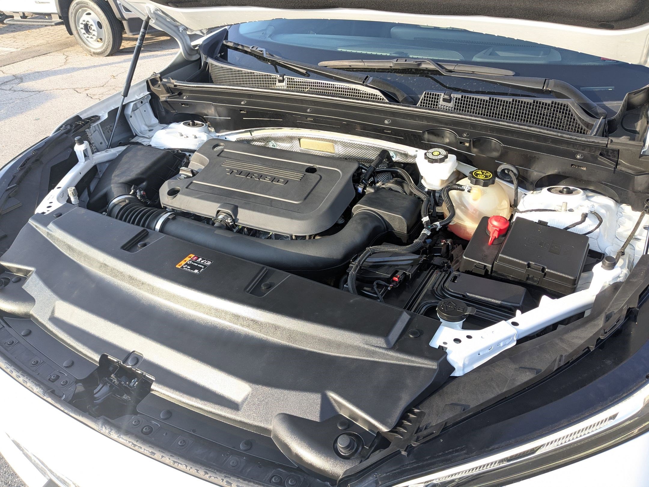 Used 2024 Buick Envision Preferred image 33