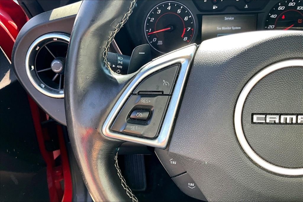 Used 2017 Chevrolet Camaro LT RWD image 17