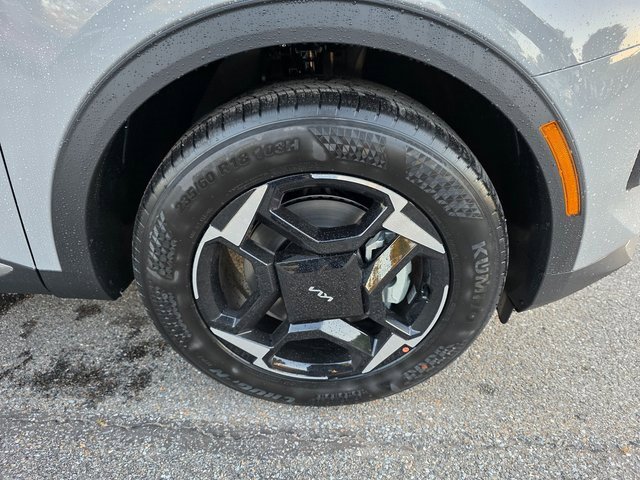 New 2026 Kia Sportage EX image 12