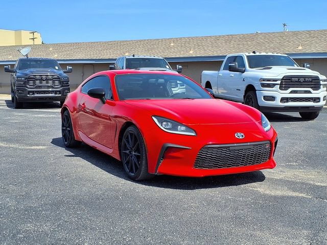 Used 2023 Toyota GR86 Premium w/ ALL Weather Mat Package (TMS) RWD image 24