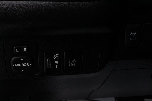 Used 2018 Toyota RAV4 XLE image 16