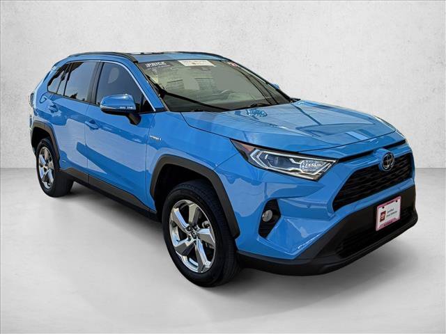 Certified 2021 Toyota RAV4 XLE Premium AWD/4WD image 6