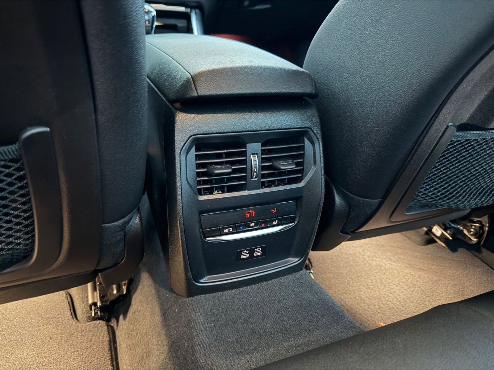 Used 2021 BMW 330i Sedan w/ Premium Package image 23