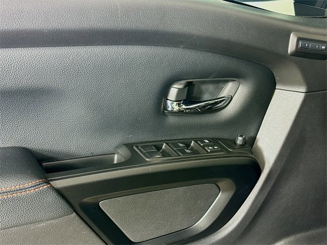 Used 2024 Nissan Titan PRO-4X w/ Pro-4x Convenience Package image 20