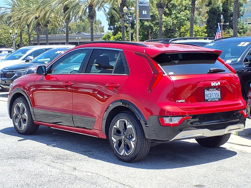 Used 2023 Kia Niro Wind FWD image 3