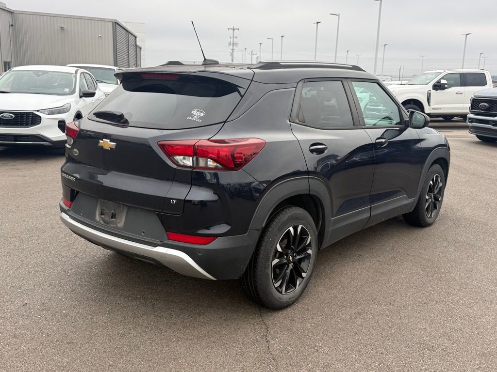 Used 2021 Chevrolet TrailBlazer LT w/ Sun and Liftgate Package image 15