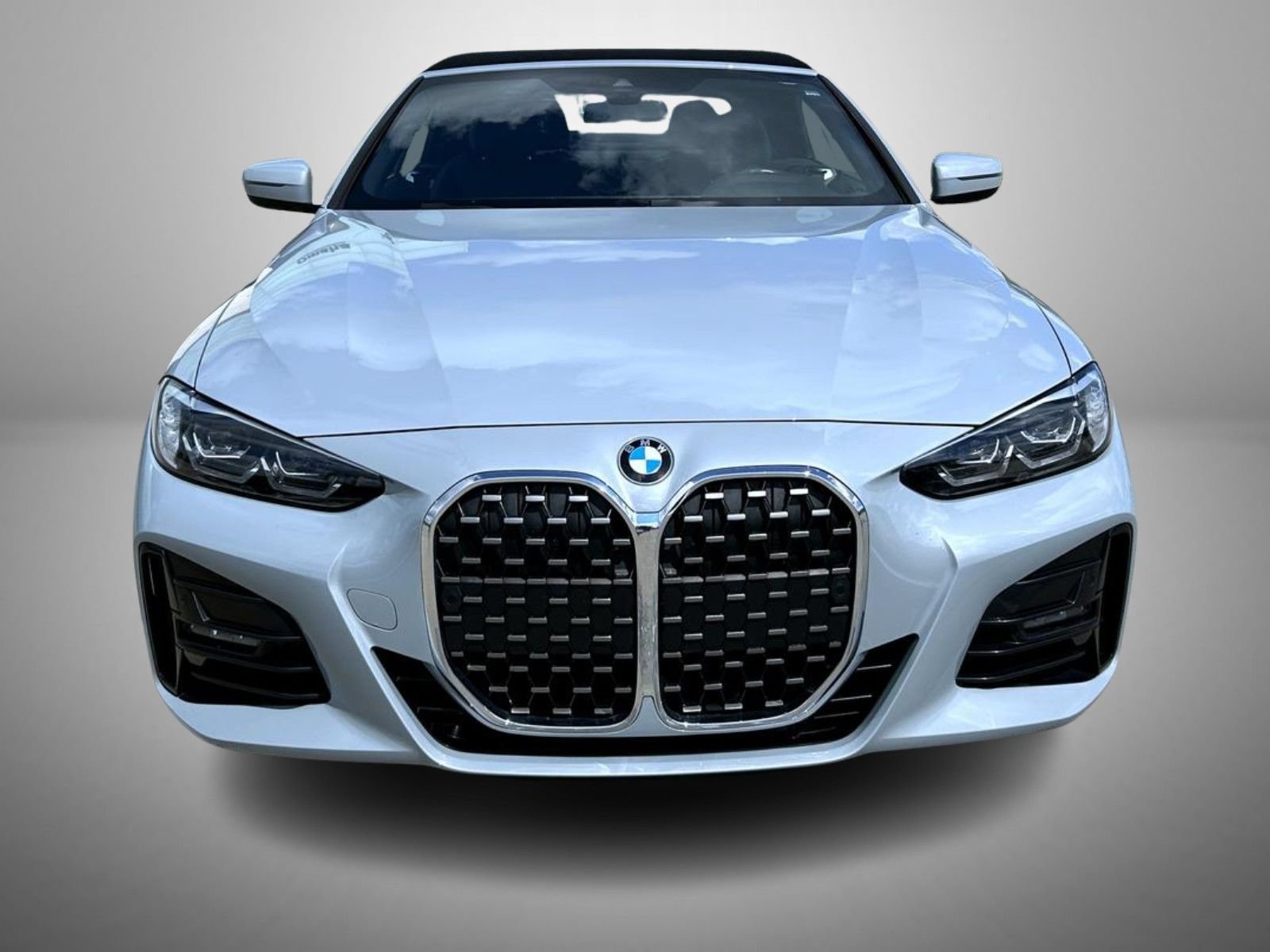 Used 2023 BMW 430i xDrive Convertible w/ M Sport Package AWD/4WD image 2