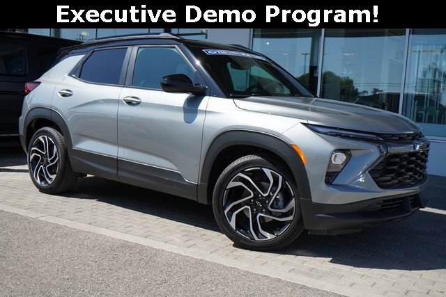 Used 2025 Chevrolet TrailBlazer RS w/ Convenience Package
