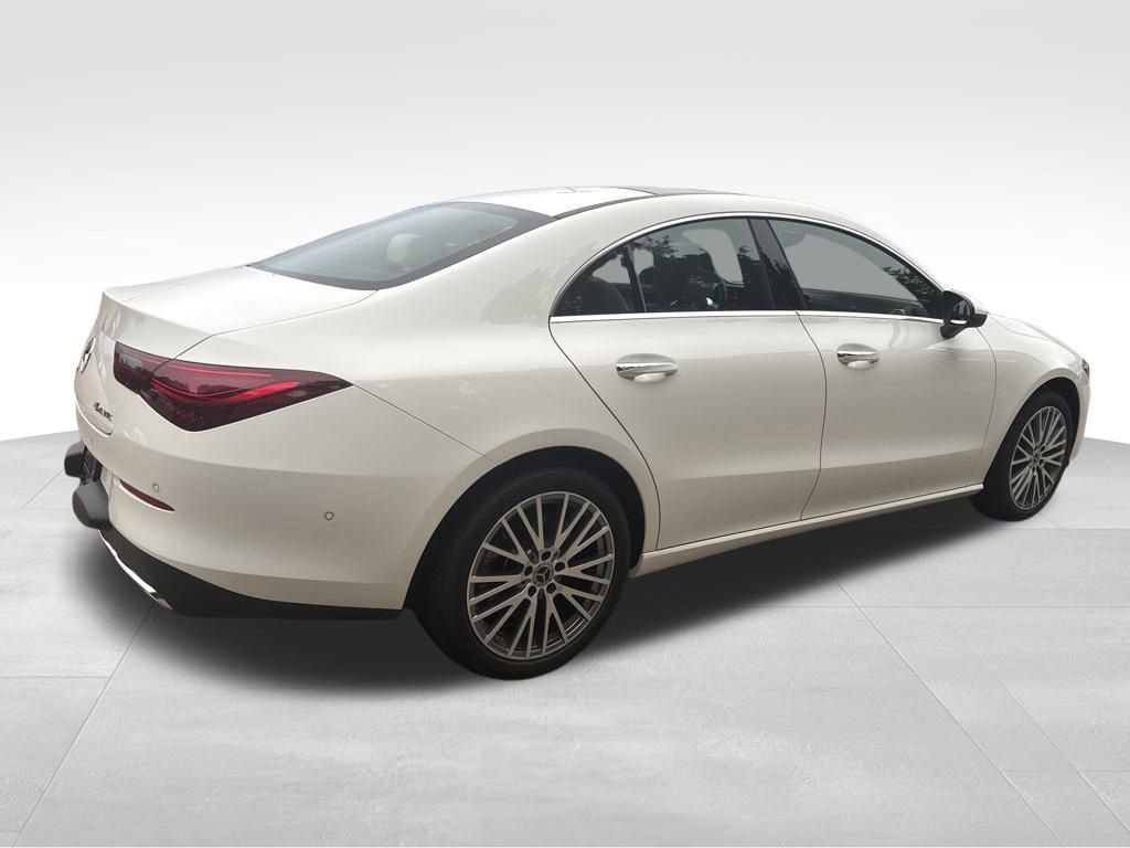 Used 2025 Mercedes-Benz CLA 250 4MATIC image 5