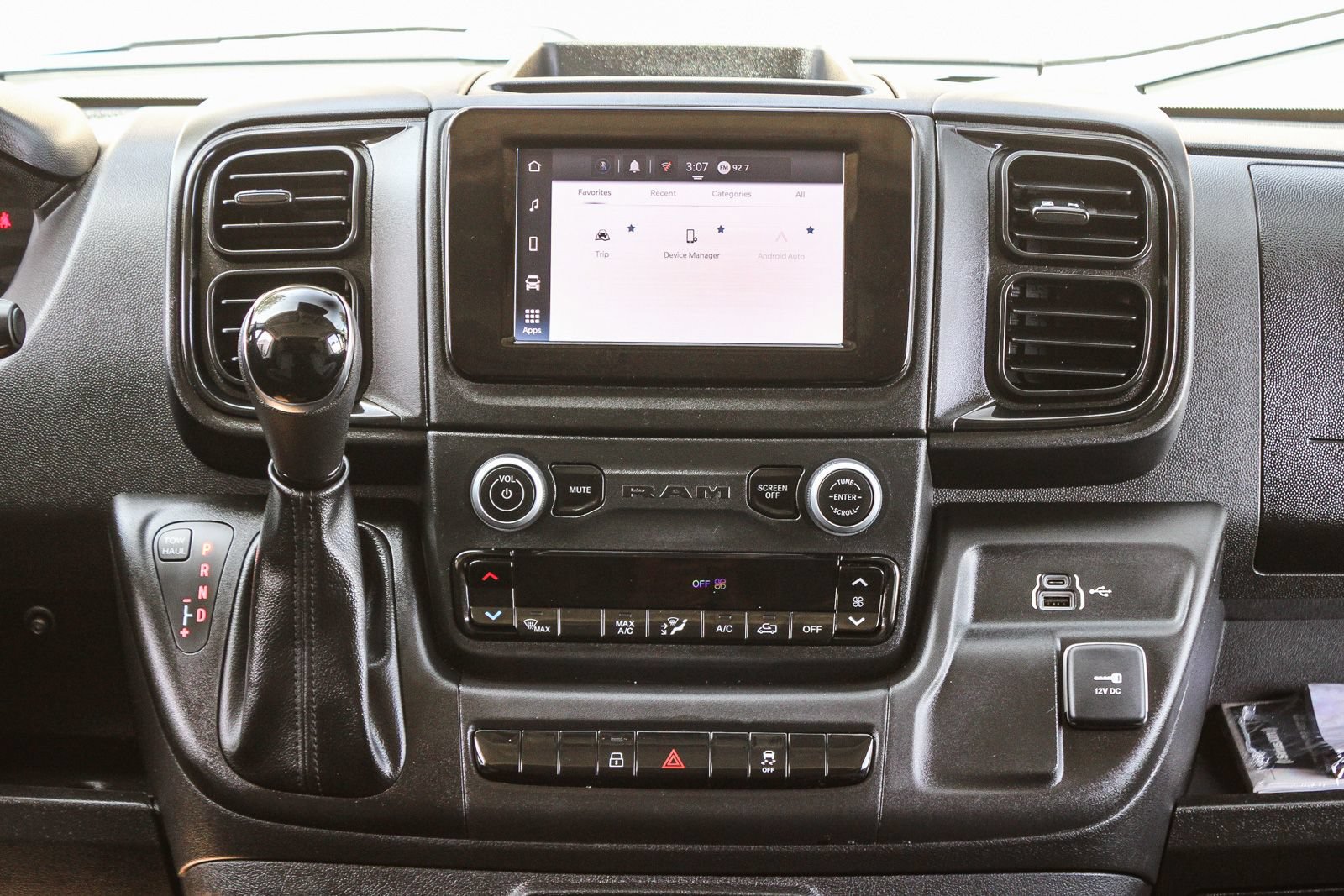 Used 2024 RAM ProMaster 2500 FWD image 14
