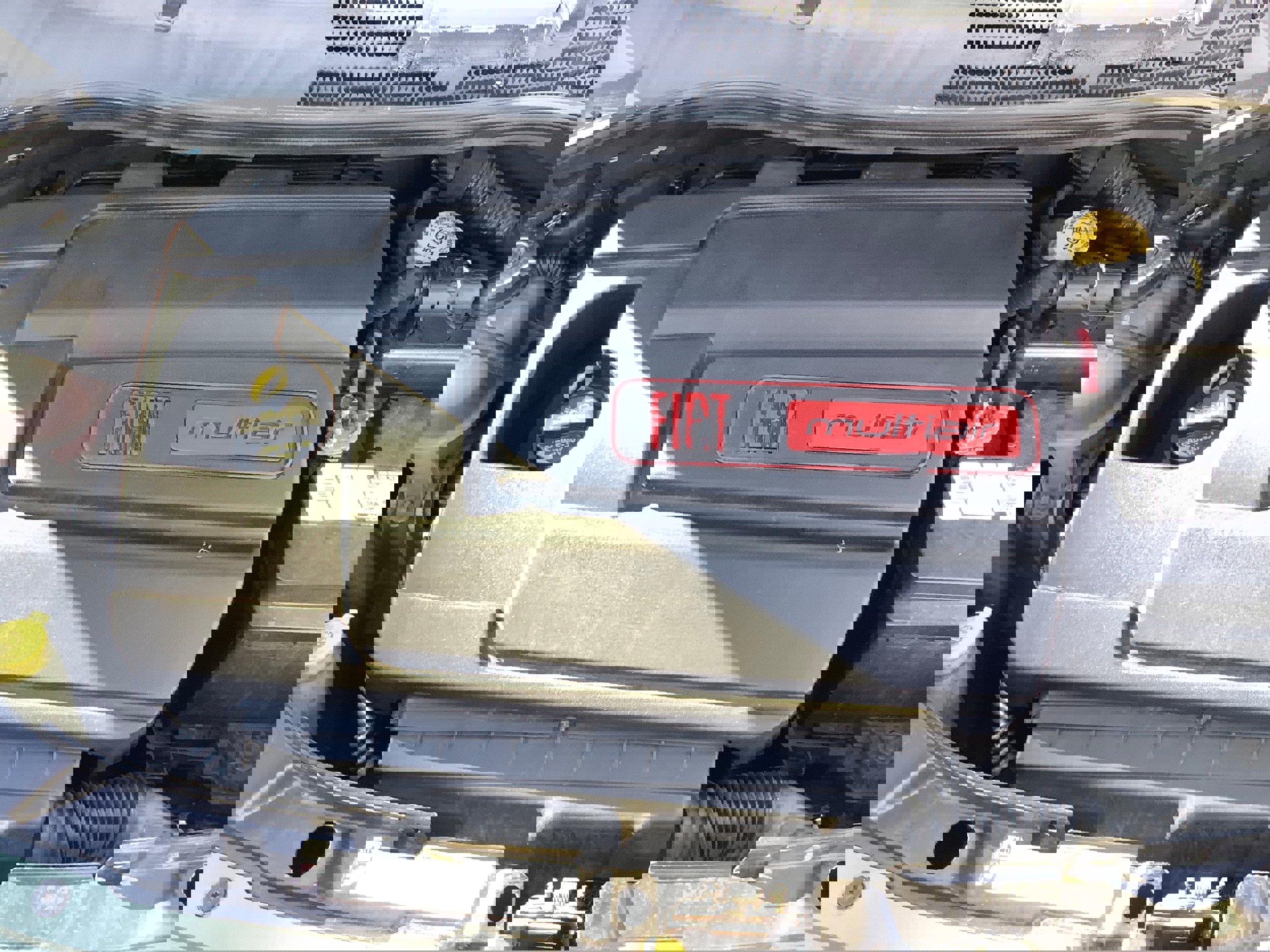 Used 2012 FIAT 500 Sport w/ Safety & Sound Pkg image 9