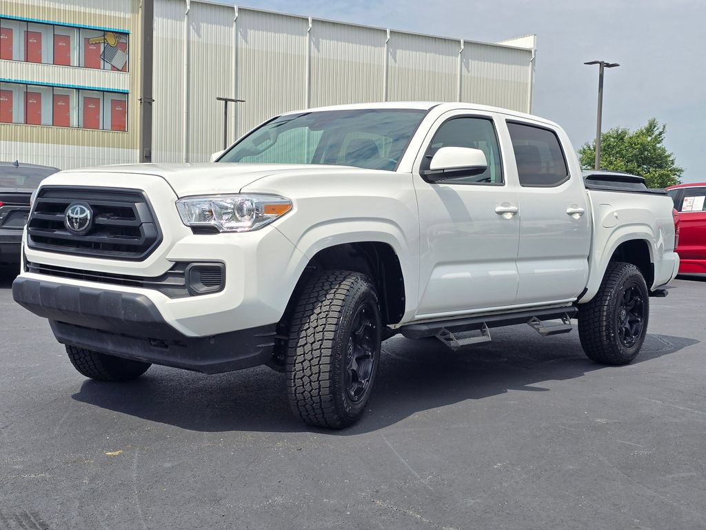 Used 2023 Toyota Tacoma SR AWD/4WD image 4